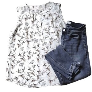 Loft lightweight neutral floral button tank top